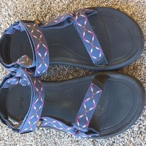 Teva Women's Hurricane XLT2 Sandal 9